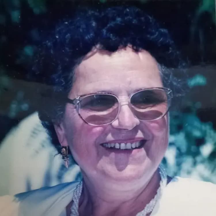 Laura do Carmo António Alves